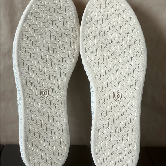 Rothy’s. The espadrille in beige metallic. Size 9. - Picture 4 of 5